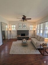 Building Photo - 2404 Whitesburg Dr