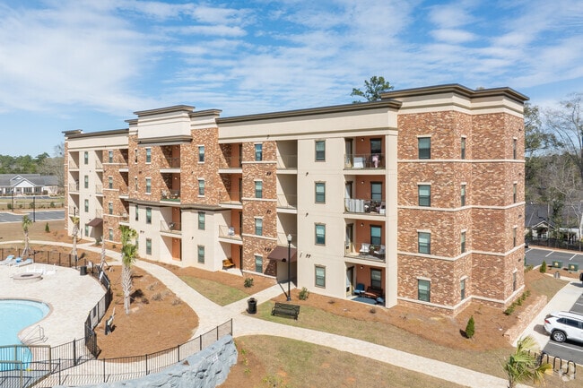 Building Photo - Grand Park Luxury Apartments