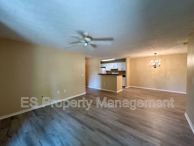 Building Photo - 12598 Tennyson Ln