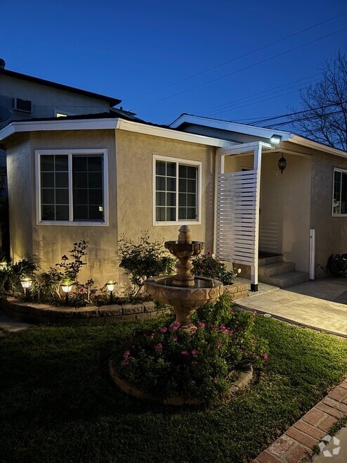 Building Photo - 3823 Boyce Ave