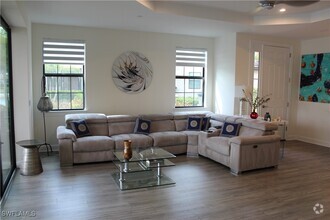 Building Photo - 9637 Montelanico Loop