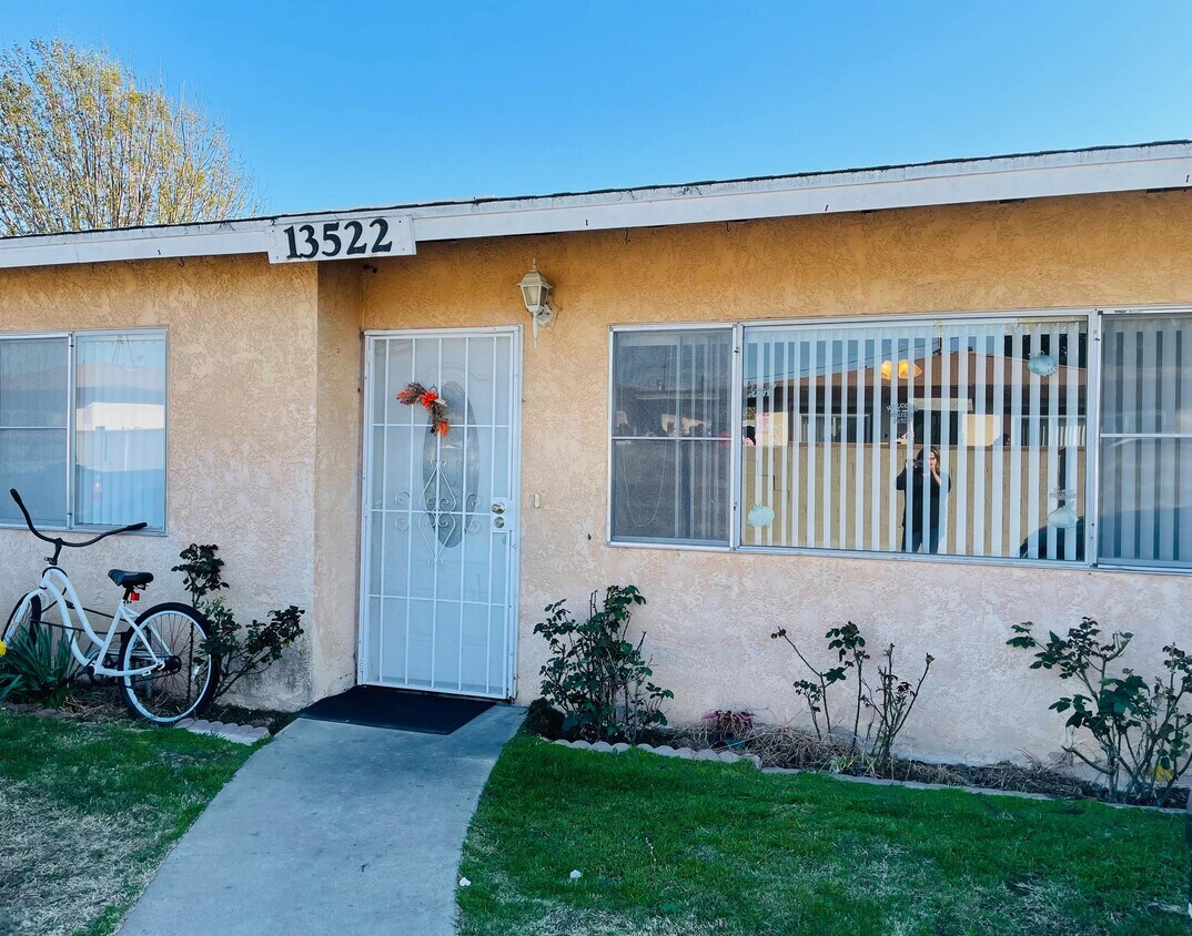 Primary Photo - 13802 Cerise Ave