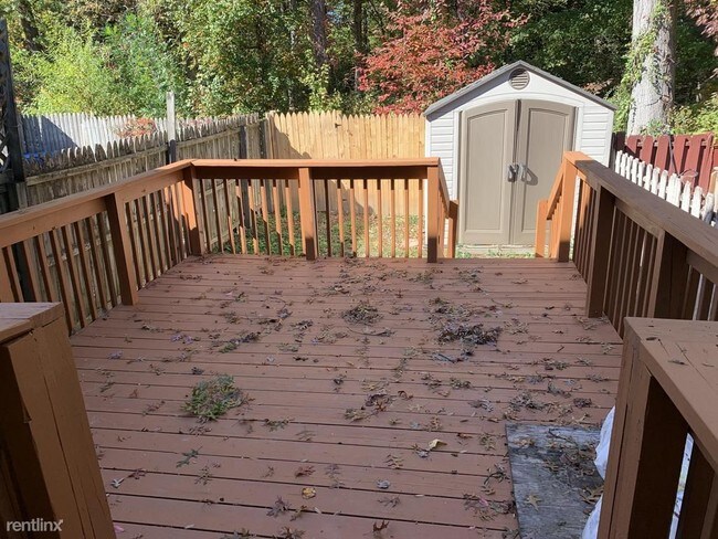 Foto del edificio - 3 br, 2 bath Townhome - 44 Baltistan Ct