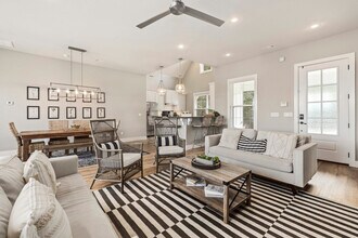 Building Photo - 22030 Dogwood Cir