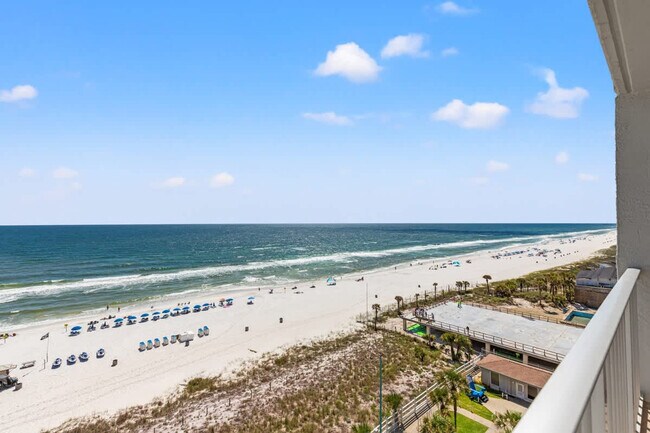 Foto del edificio - 8743 Thomas Dr