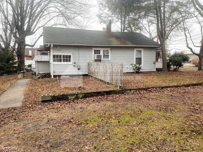 Building Photo - 2 br, 1 bath House - 1614 Genia Dr -