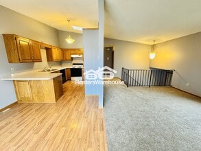 Building Photo - 14778 Endicott Way