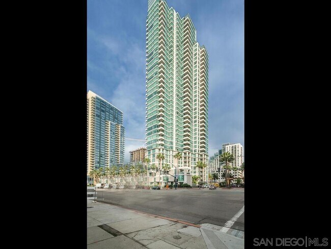 Foto del edificio - 1205 Pacific Hwy