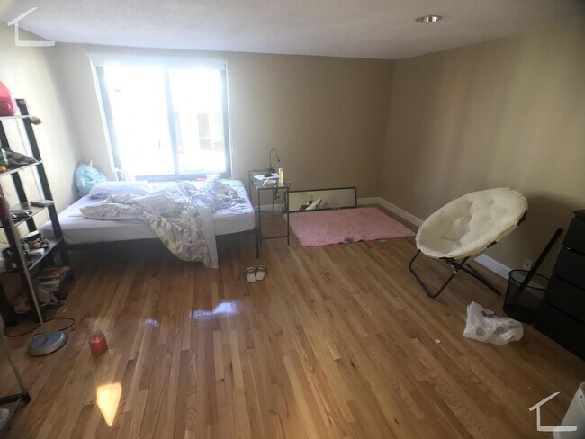 Foto del edificio - 9/1  3BR/2BA townhouse near Green Line, BU, Berklee