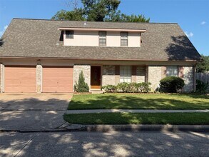 Building Photo - 4323 Oneida St