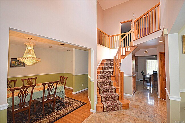 Foto del edificio - 15 Chaffee Ave