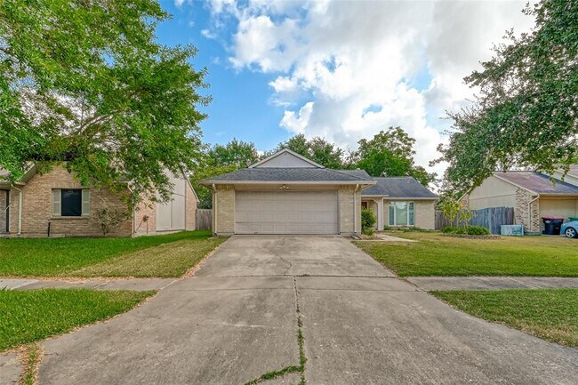 Foto del edificio - 6923 Blue Ridge Dr