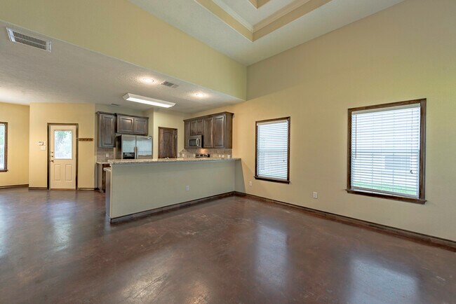 Living Room / Kitchen - 823 Churchill St