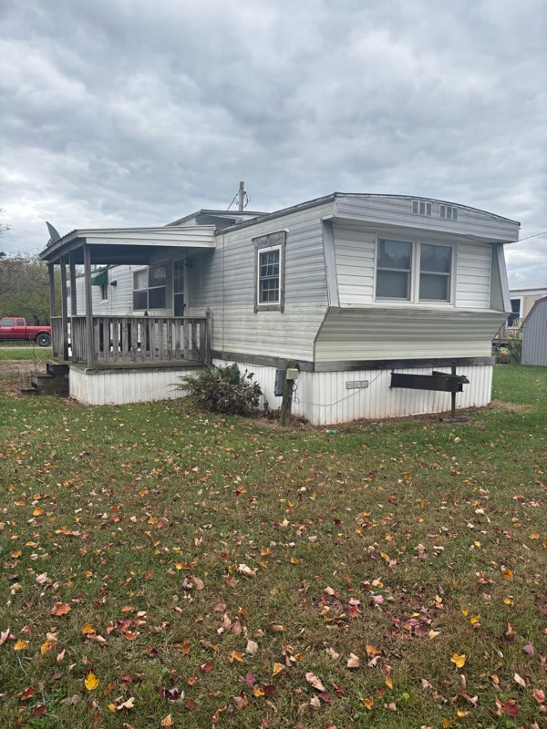 Primary Photo - 131 Mobile Court Rd