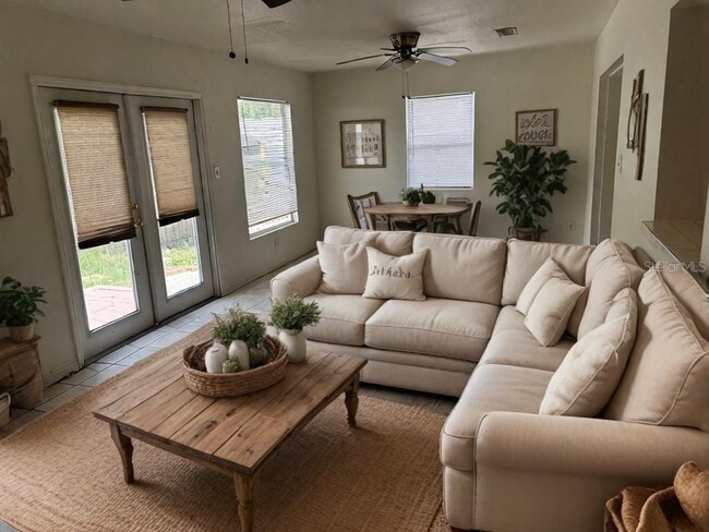 Building Photo - 65 Lake Shore Dr