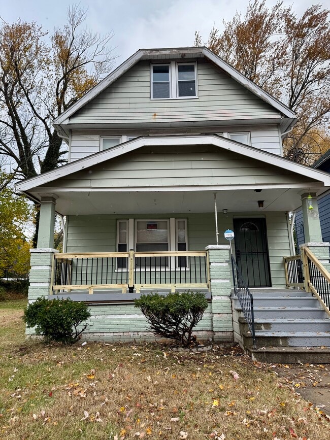 Building Photo - 12509 Maple Ave