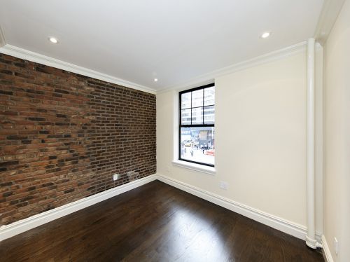 Foto del edificio - 240 10th Ave