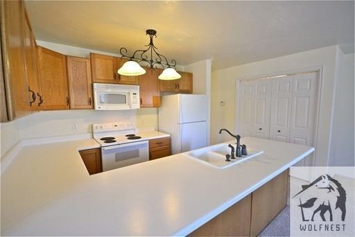 Foto del edificio - 9245 Jefferson Cove