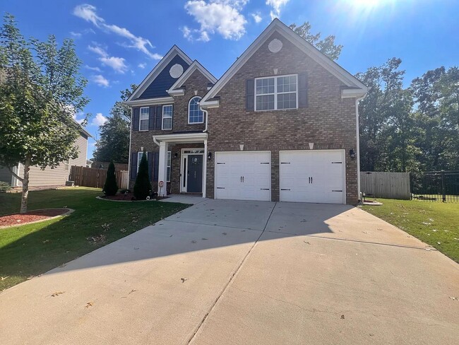 Building Photo - 205 Lambert Ct