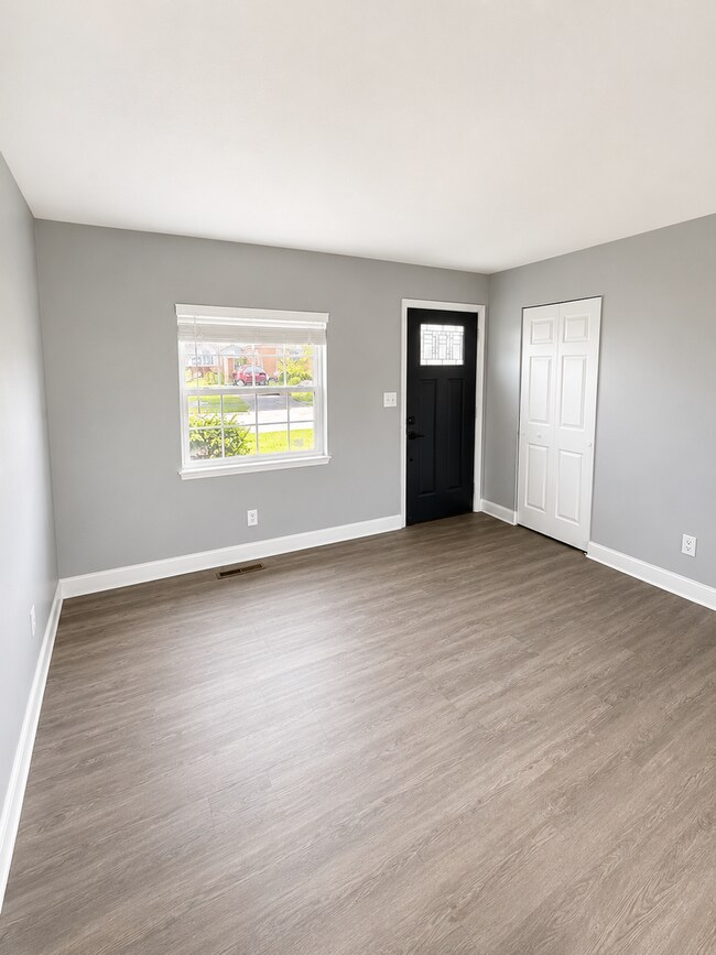 Building Photo - Stylishly Renovated 3-Bedroom Home with Finished Basement & Spacious Fenced Yard