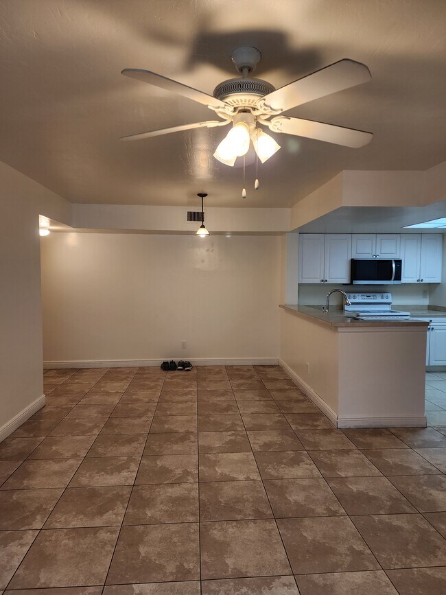 Foto del edificio - 9022 W Atlantic Blvd