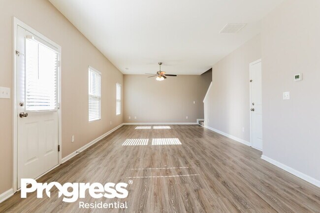 Building Photo - 422 Renown Ct