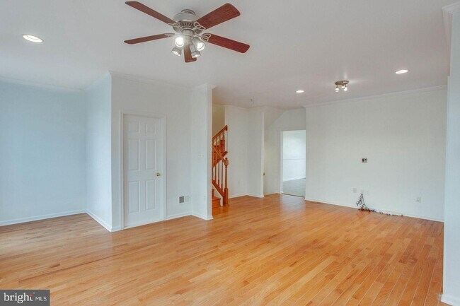 Building Photo - 44277 Arapaho Terrace