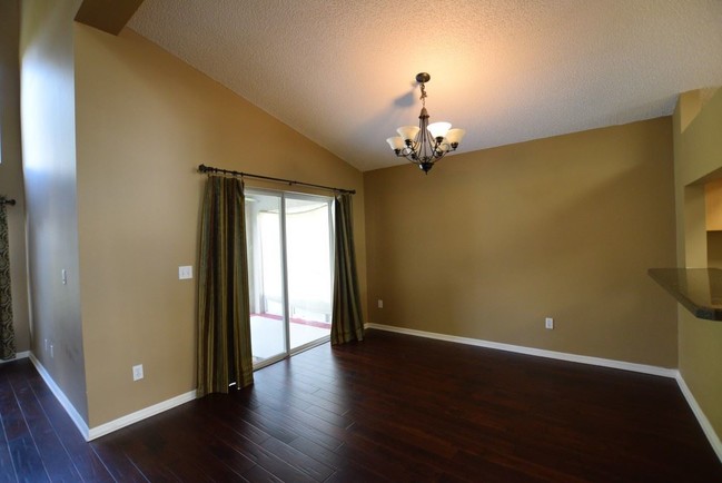 Building Photo - 3 br, 2.5 bath House - 479 Randon Terrace