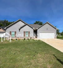 Building Photo - 199 Keswick Dr