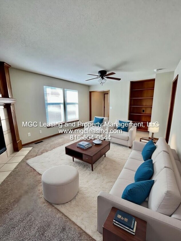 Primary Photo - Raymore Townhome with Unfinished Basement ...