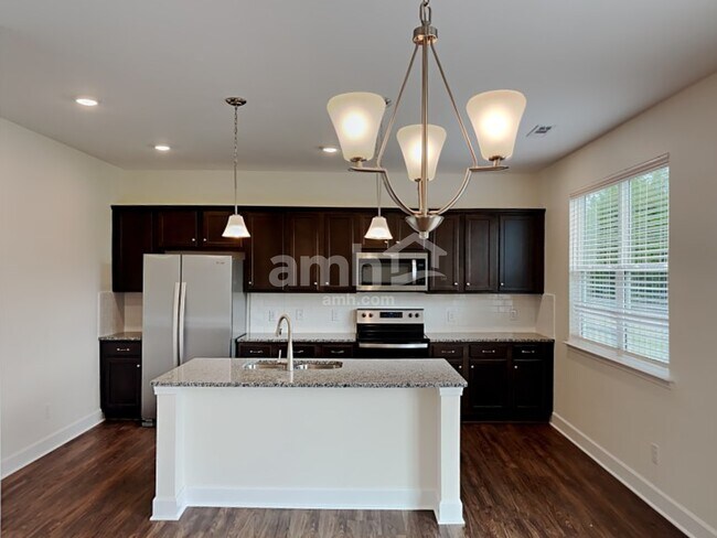 Foto del edificio - 5408 Lake Water Ct