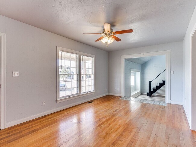 Foto del edificio - Charming 2 Bedroom 2 Bathroom in Nichols H...