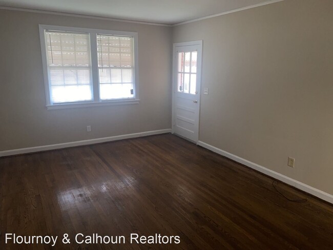 2 br, 1 bath House - 3625 Woodlawn Avenue photo'