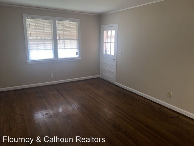 Foto del edificio - 2 br, 1 bath House - 3625 Woodlawn Avenue