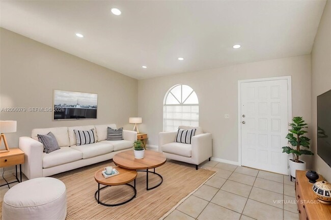 Foto del edificio - 14484 SW 174th St