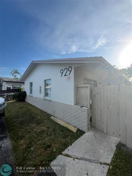 Building Photo - 929 NW 3rd Ave