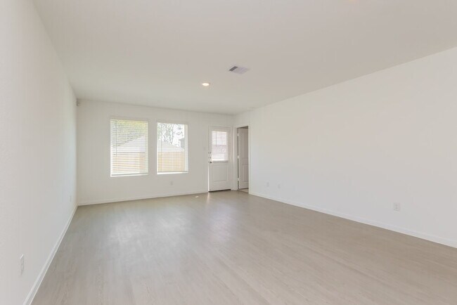 Foto del edificio - 613 Craven St