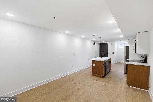Foto del edificio - 863 N 43rd St