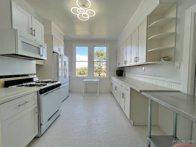 Foto del edificio - 250-254-254 Carl St