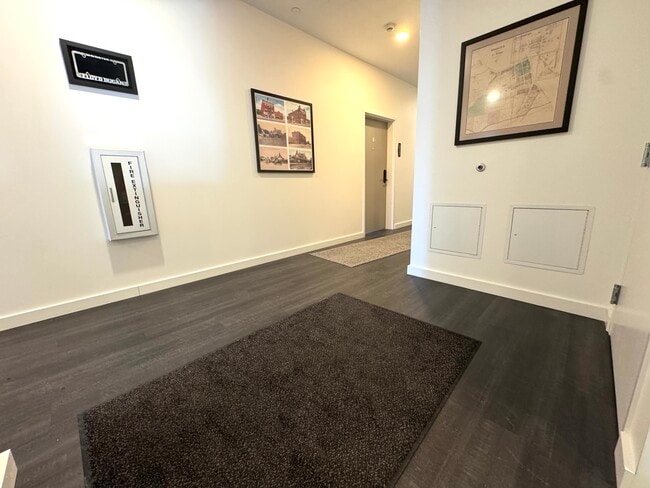 Building Photo - Liberty Beall