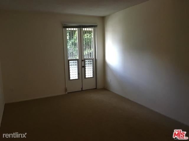 Building Photo - 2332 Fox Hills Dr