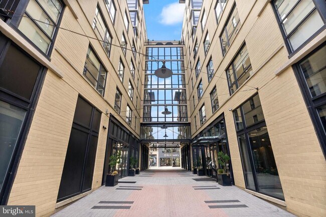 Foto del edificio - 2125 14th St NW