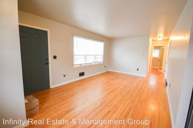 Building Photo - 3 br, 1 bath House - 2541 13th Ave NW