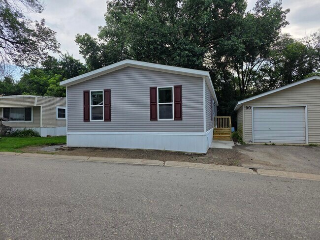 Foto del edificio - 90 Thomas Ln
