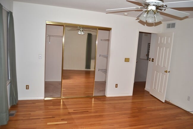 Building Photo - 4044 Lazy K Dr