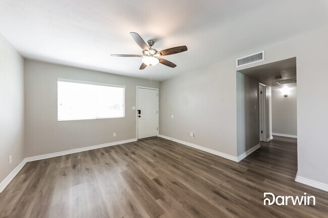 Building Photo - 3116 W Villa Rita Dr