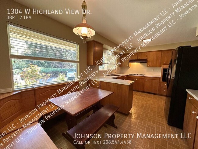 Foto del edificio - 1304 W Highland View Dr