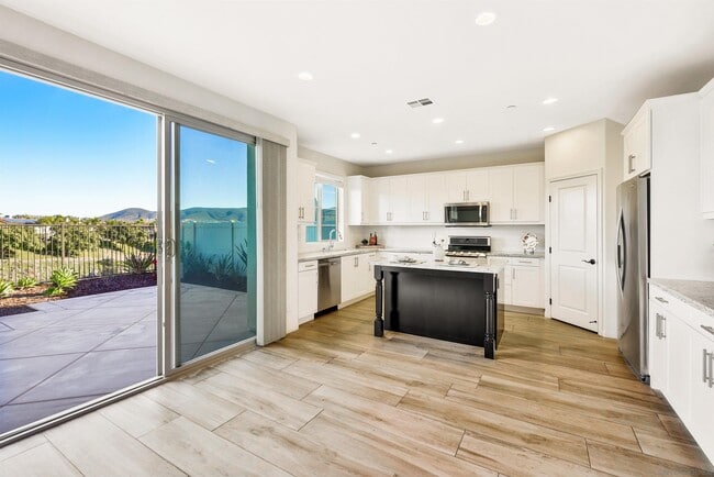 Building Photo - 16455 Veridian Cir