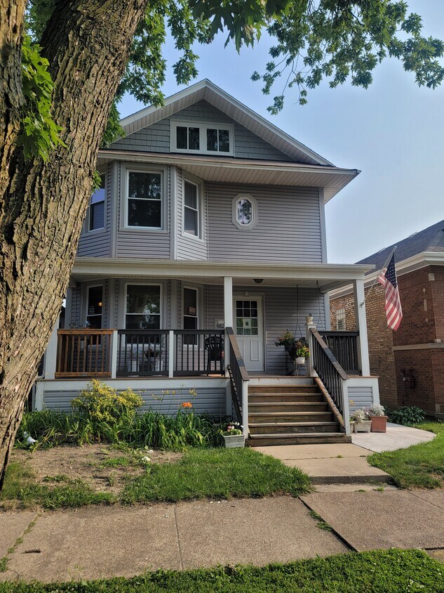 5621 W Grace St, Chicago, IL 60634 Townhouse for Rent in Chicago, IL