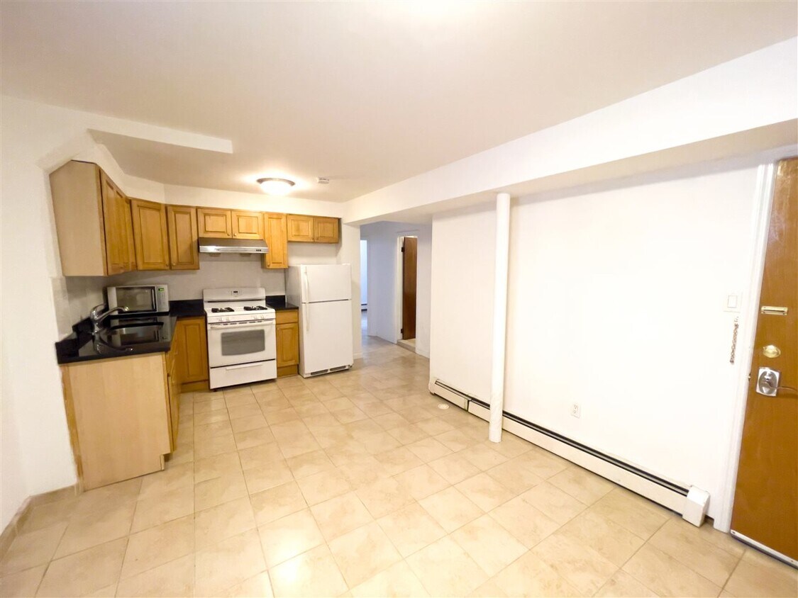 Primary Photo - 485 Manila Ave
